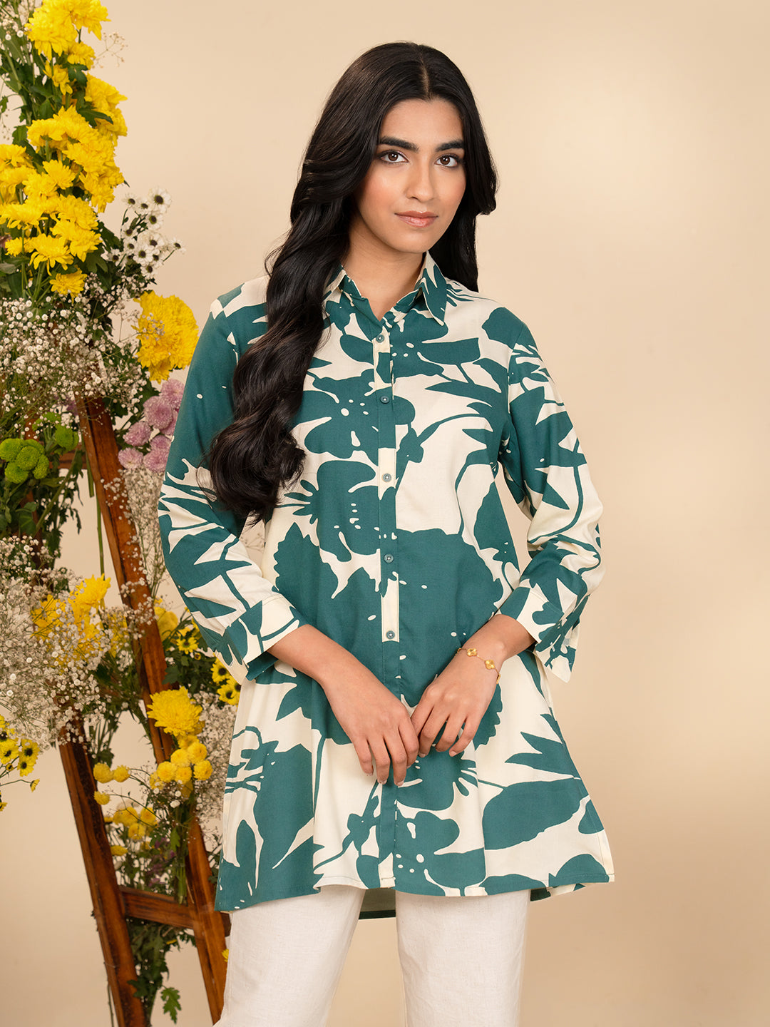 Floral Frenzy Top - Etiquette Apparel