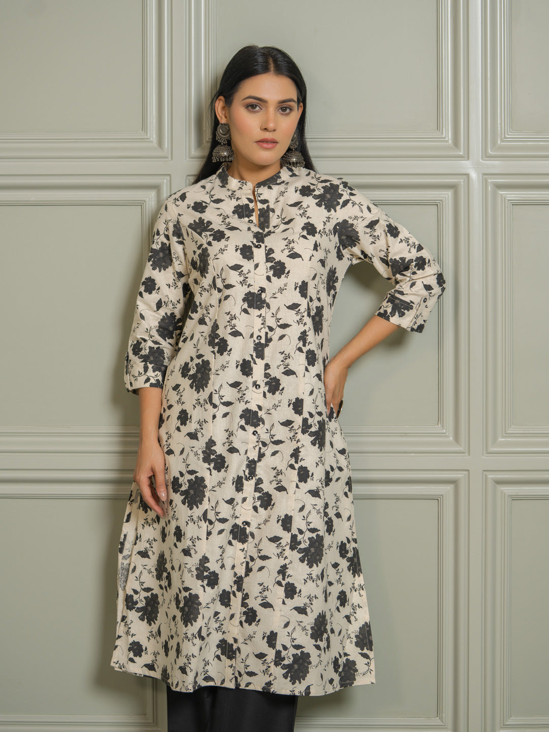 Product Carousel Image 3: Summer Florals Printed Kurta