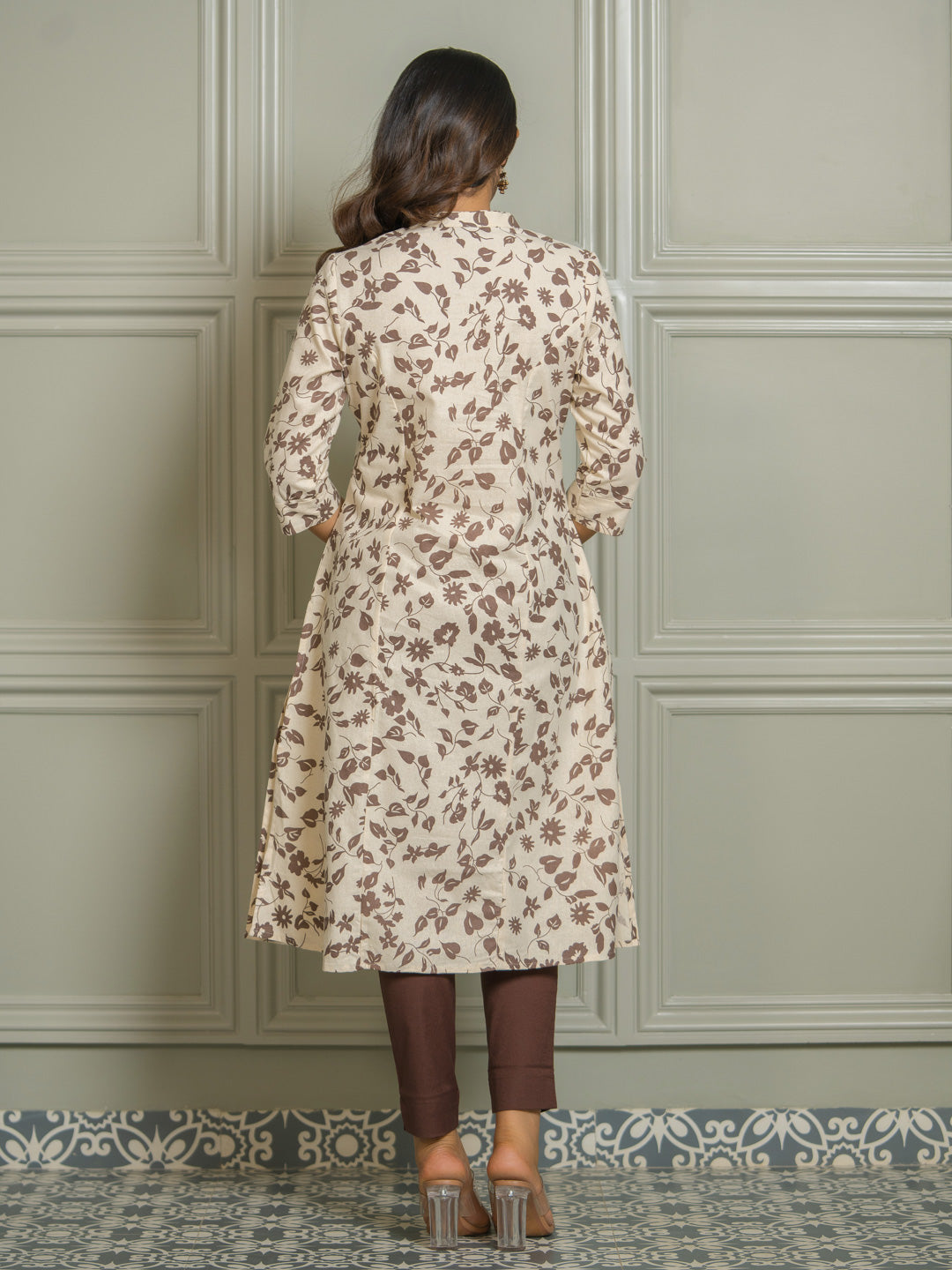 Product Carousel Image 5: Summer Florals Printed Kurta