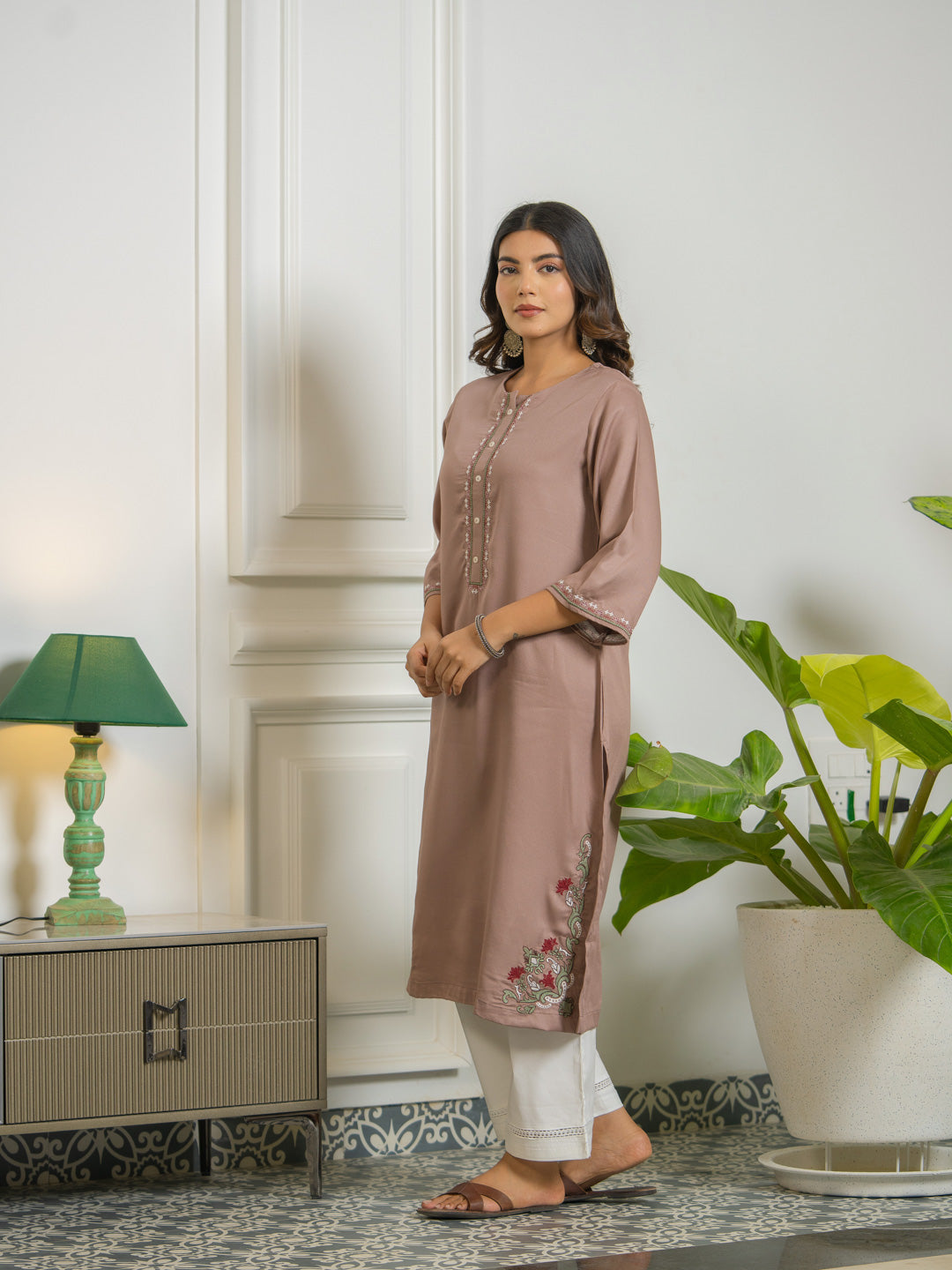 Product Carousel Image 10: Designer Kurta with Sleeve Detail