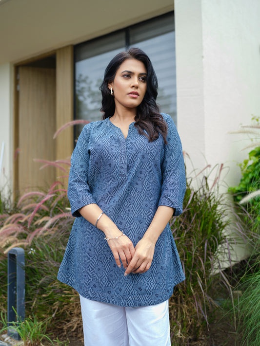 Blue Print Party Indigo Top - Etiquette Apparel