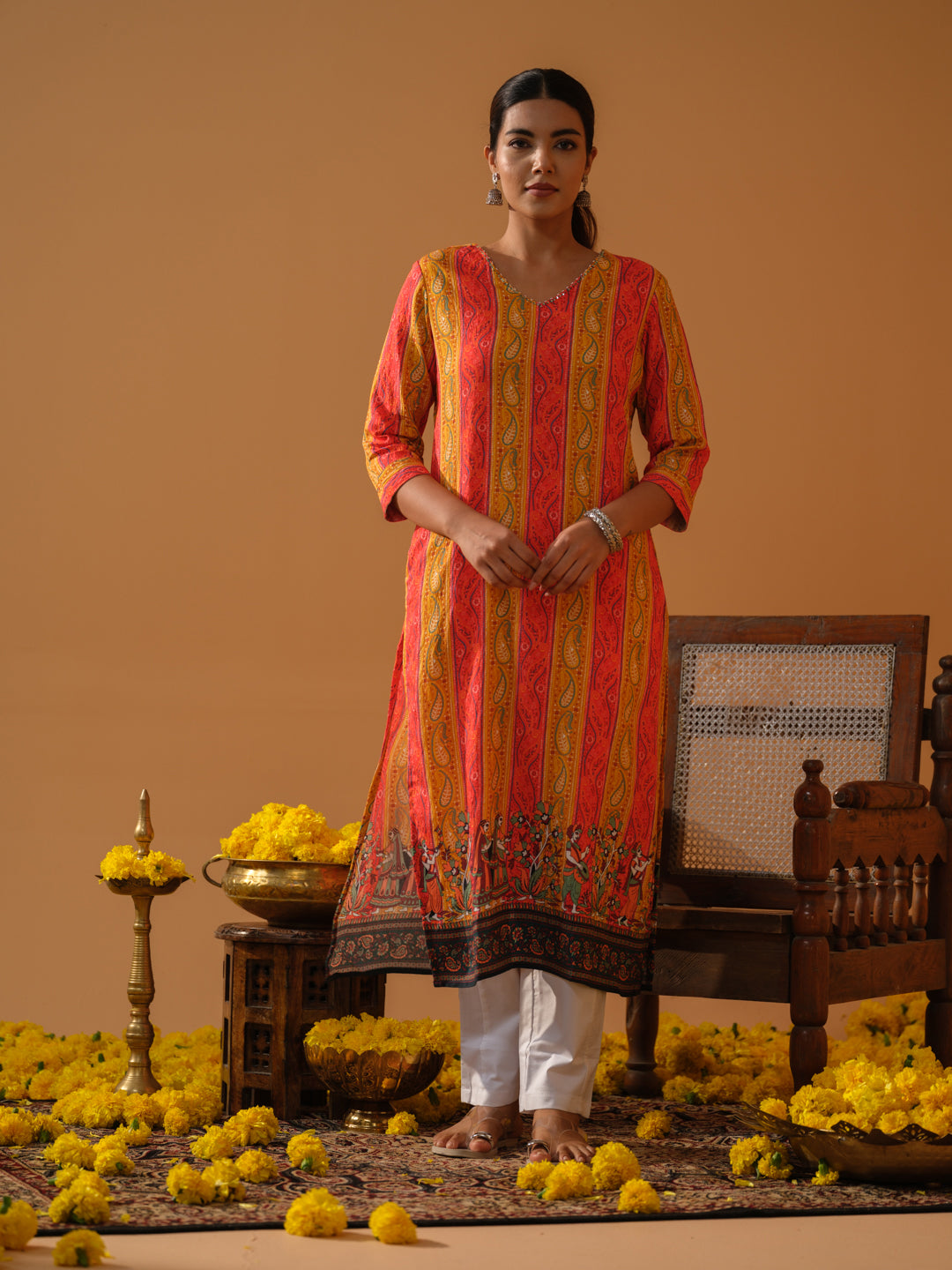 Garba Border V Neck Kurta - Etiquette Apparel