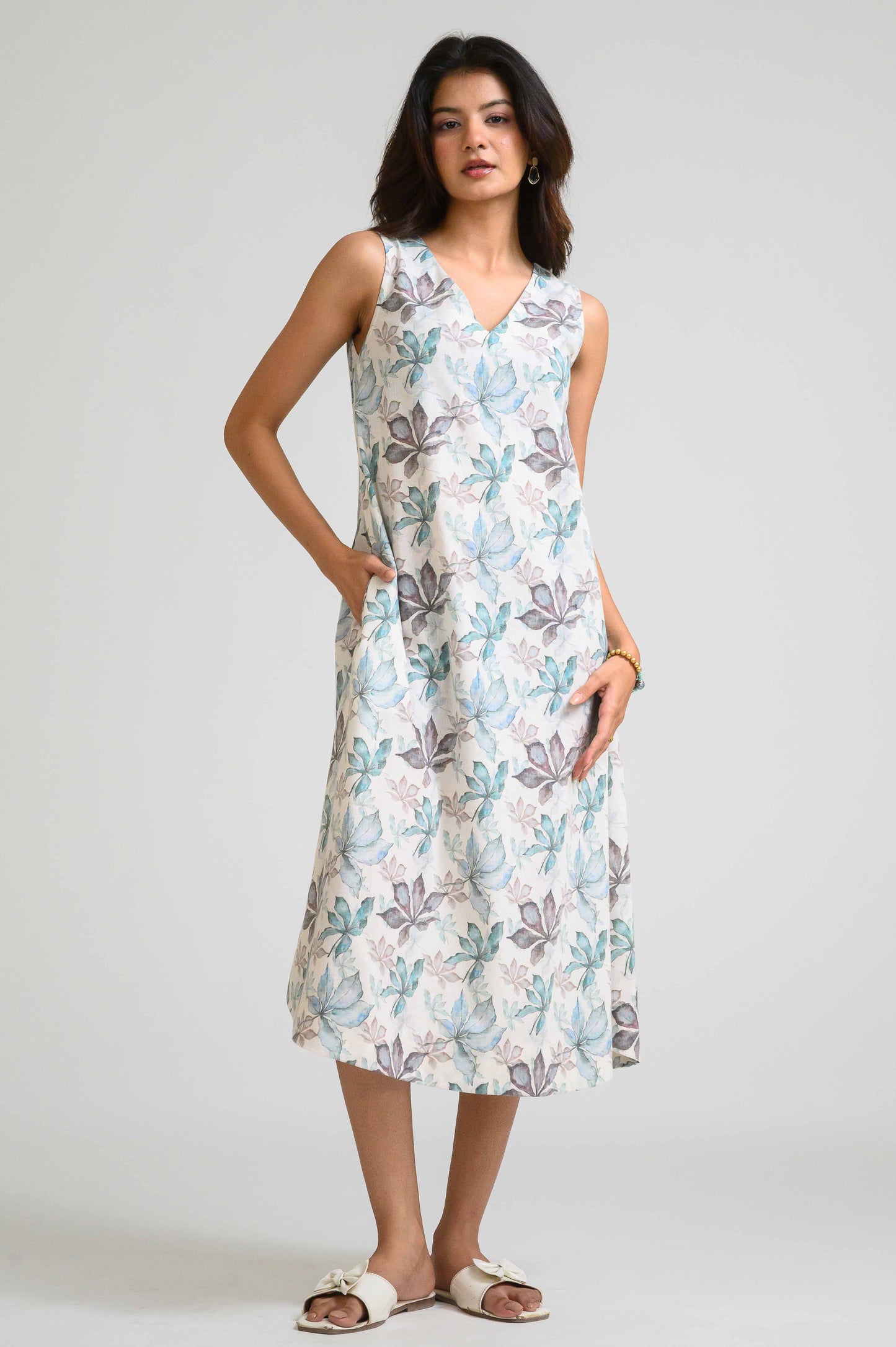Autumn Whisper Sleeveless Dress - Etiquette Apparel