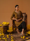 Product Carousel Image 16: Dual tone textured short kurta with embroidery