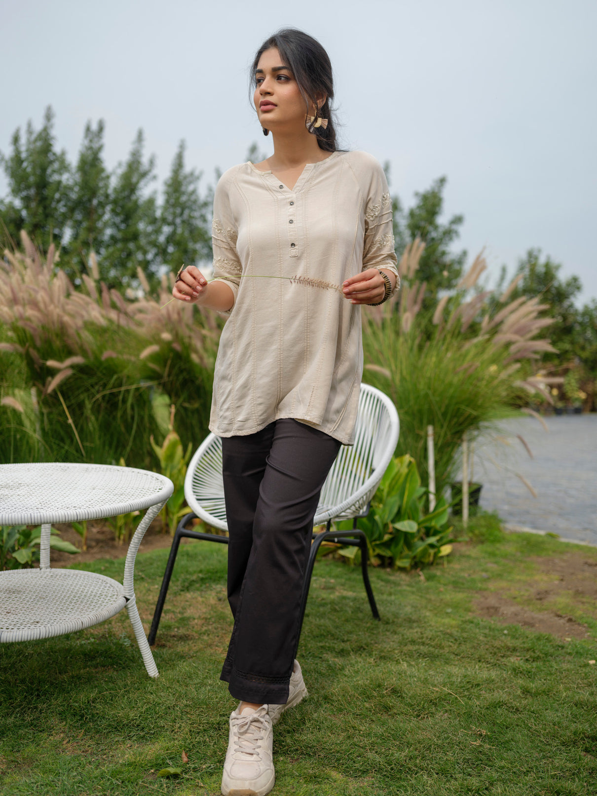 Viscose polyamide over-dyed anti-fit top with thread work and pin-tucks