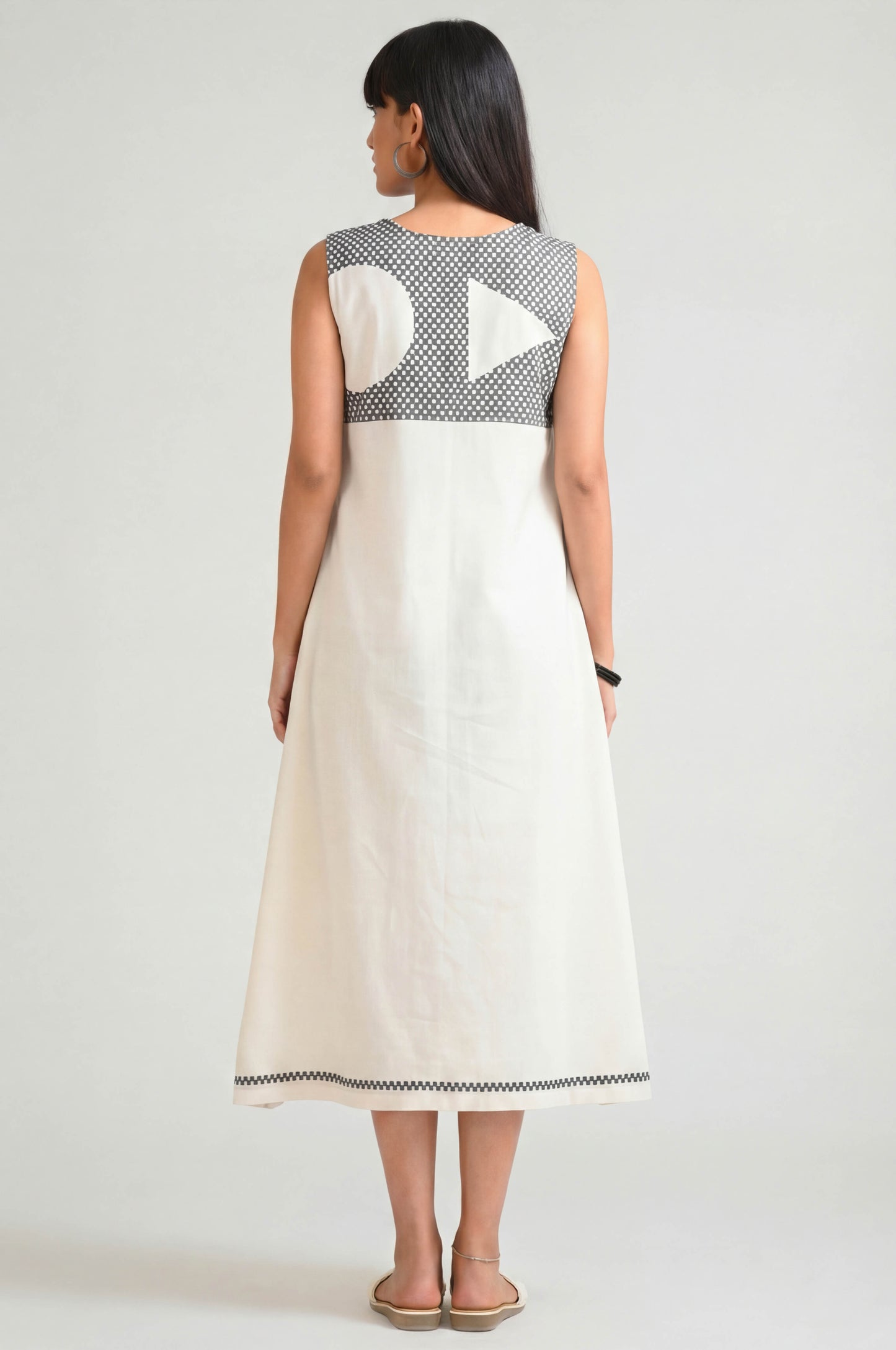 Graphic Glam Sleeveless Dress - Etiquette Apparel