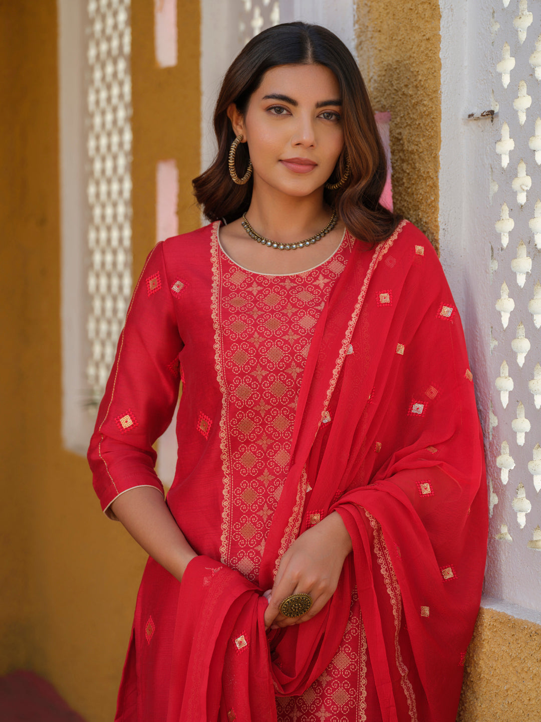 Product Carousel Image 9: Elegant Red Embroidered Kurta Set with Dupatta