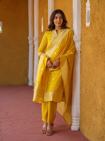Haldi Mehndi Woven Kurta Set with Dupatta - Etiquette Apparel