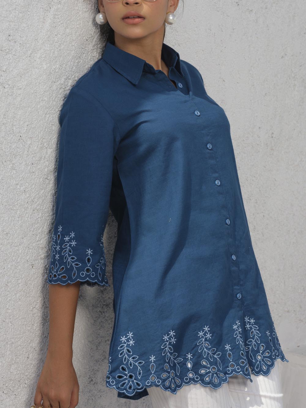 Shirt collar cotton top with cutwork embroidery - Etiquette Apparel