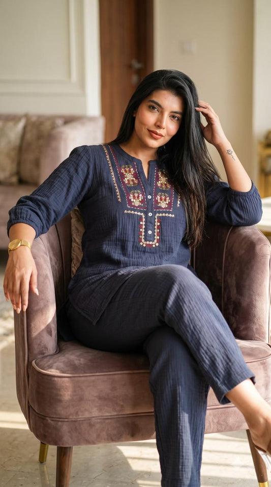 Embroidered Co-ord Set – Floral Motif – Anti Fit