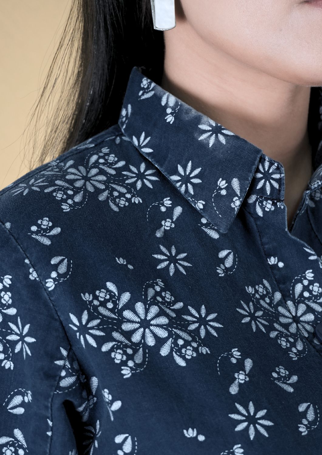 Effortless Denim Charm Top - Etiquette Apparel 