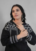 Product Carousel Image 12: When Black Met White Set