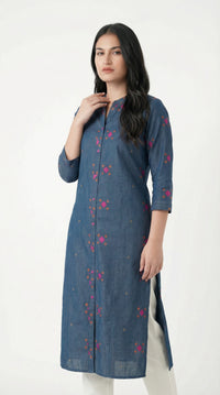 Stylish Black Ikkat Weave Women's Kurta Design - Etiquette Apparel