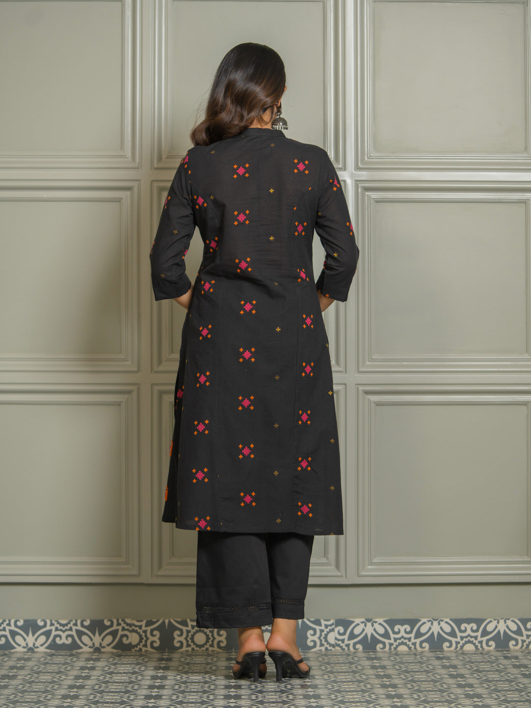 Stylish Black Ikkat Weave Women's Kurta Design - Etiquette Apparel