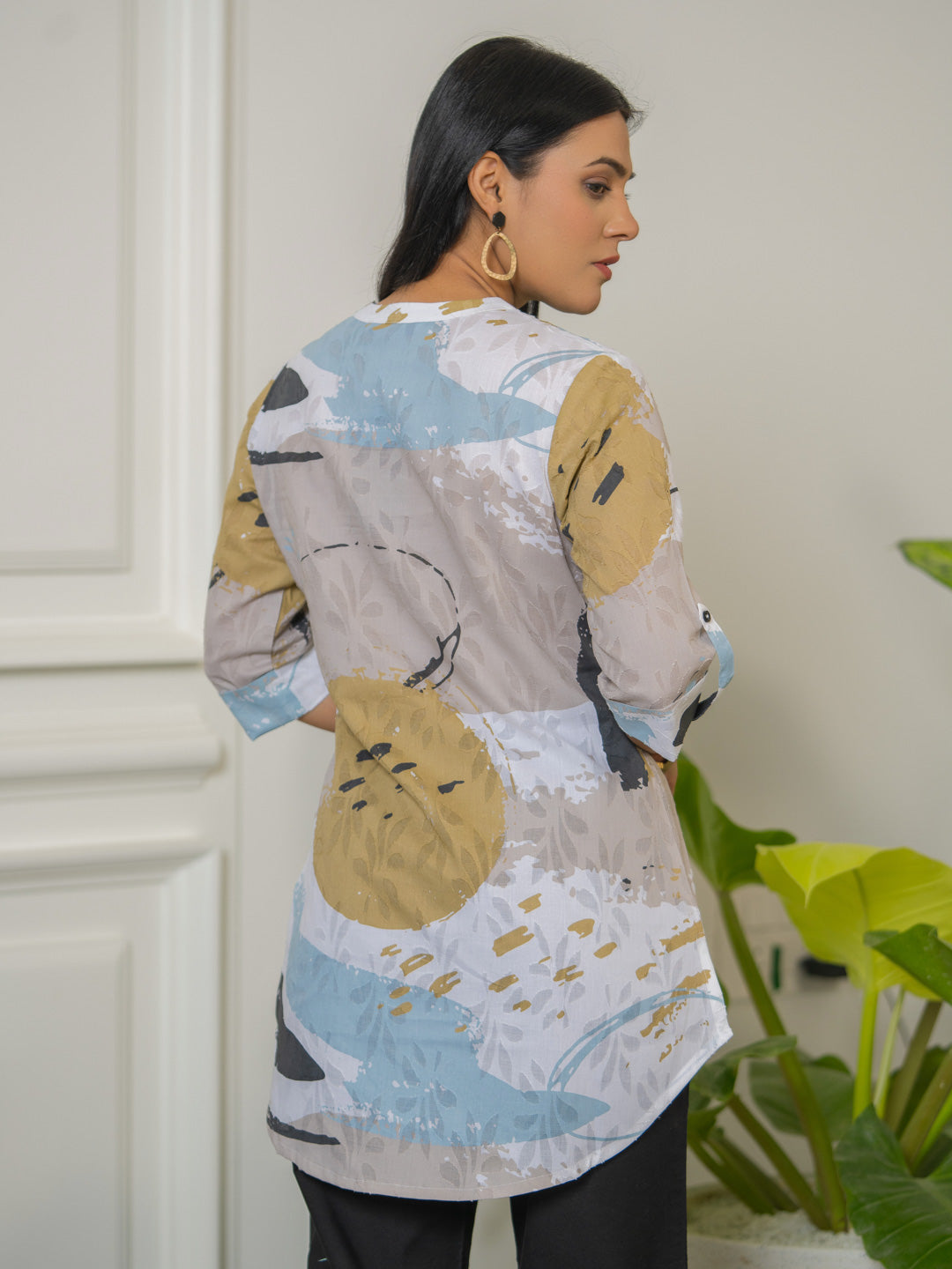 Abstract Brasso Print Top - Etiquette Apparel