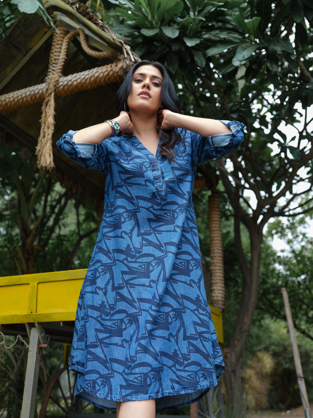 Denim Dare Indigo Dress - Etiquette Apparel