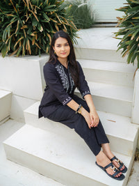 Work Day Wonder Solid Colored Top - Etiquette Apparel