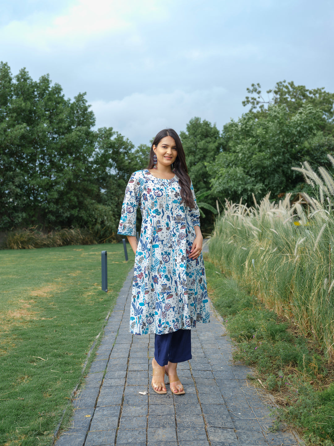 Vibrant Flora Printed Kurta - Etiquette Apparel 