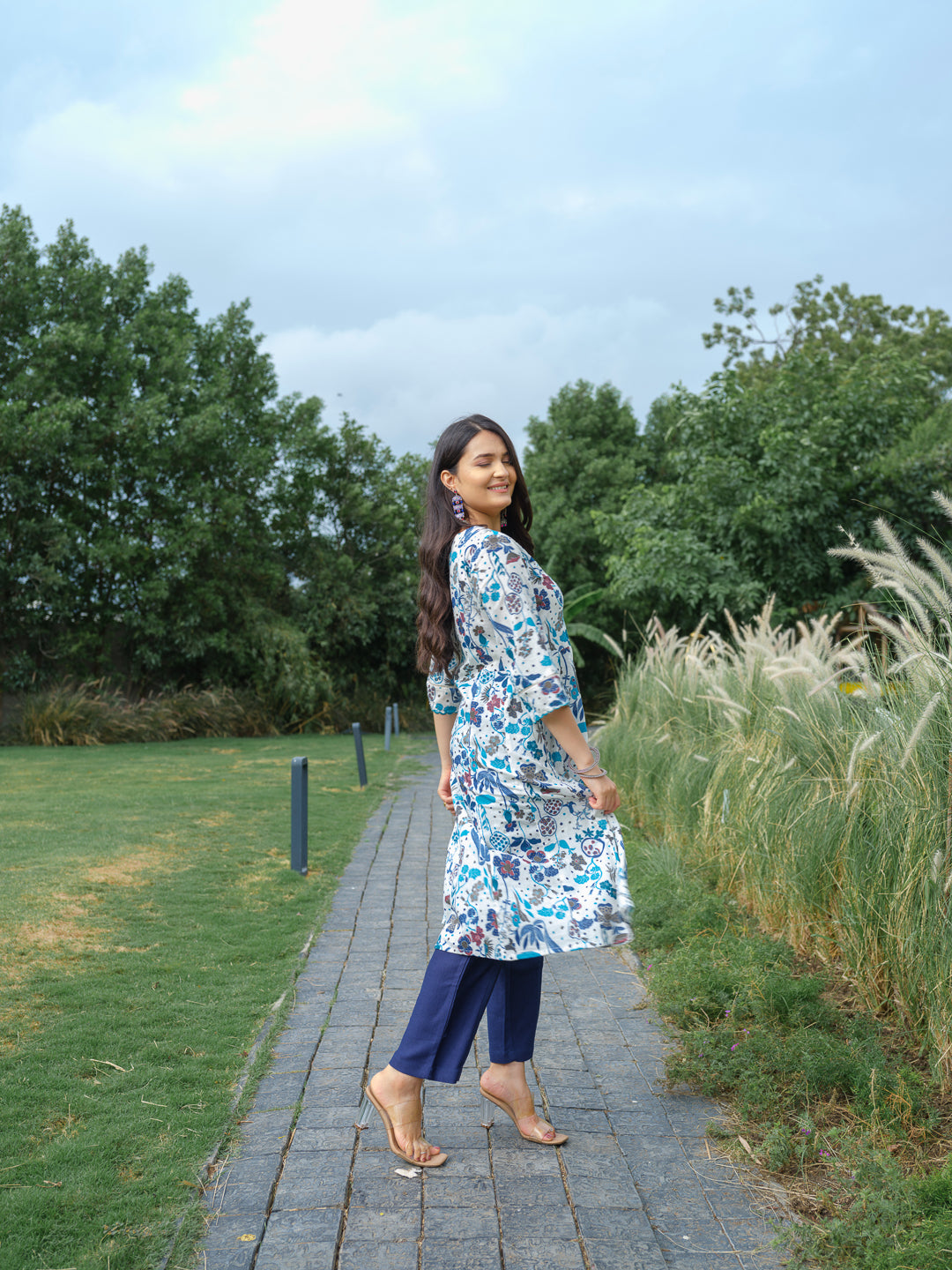 Vibrant Flora Printed Kurta - Etiquette Apparel 