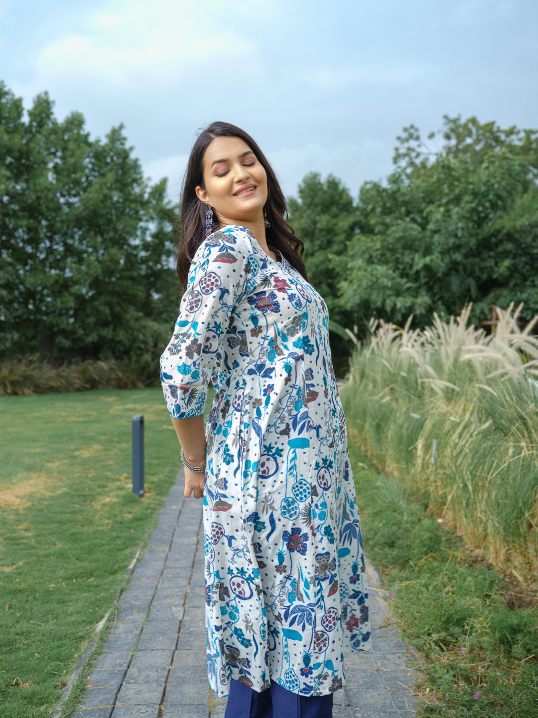 Vibrant Flora Printed Kurta - Etiquette Apparel