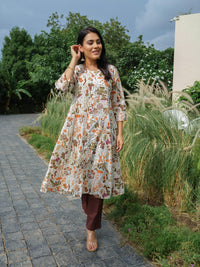 Vibrant Flora Printed Kurta - Etiquette Apparel
