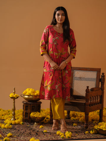 Bold Abstract Print Kurta Set