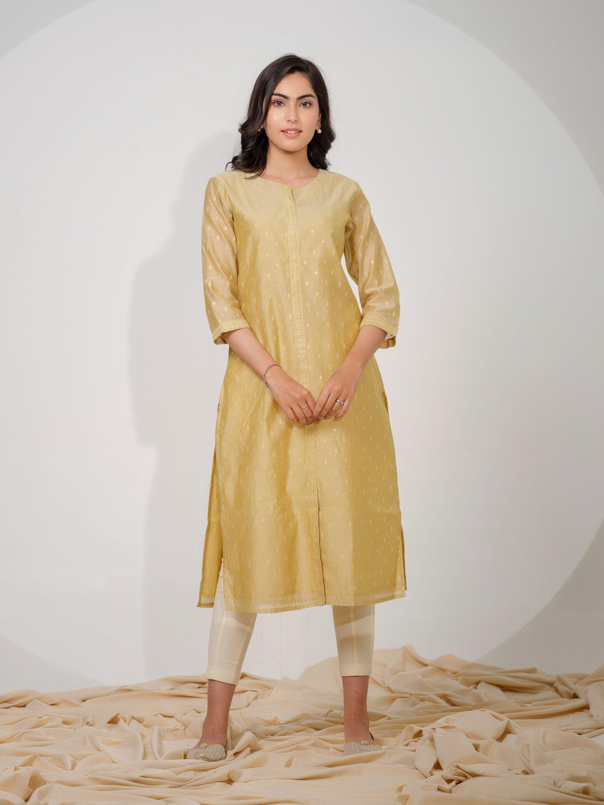 Chanderi Kurta With All Over Self Sequined Embroidery - Etiquette Apparel 