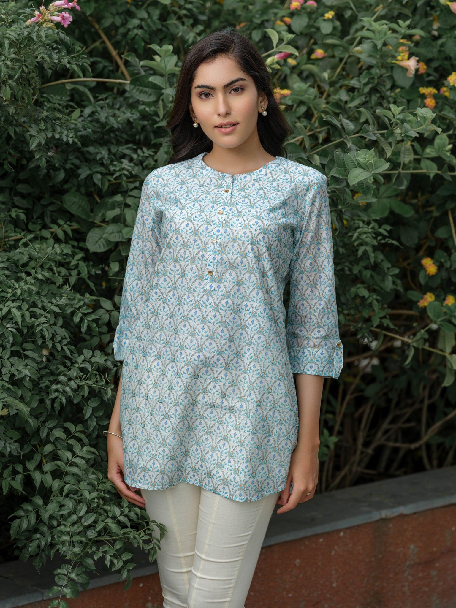 Chanderi Print Top With Golden Buttons - Etiquette Apparel 