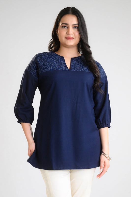 Noir Elegance Short Top - Etiquette Apparel