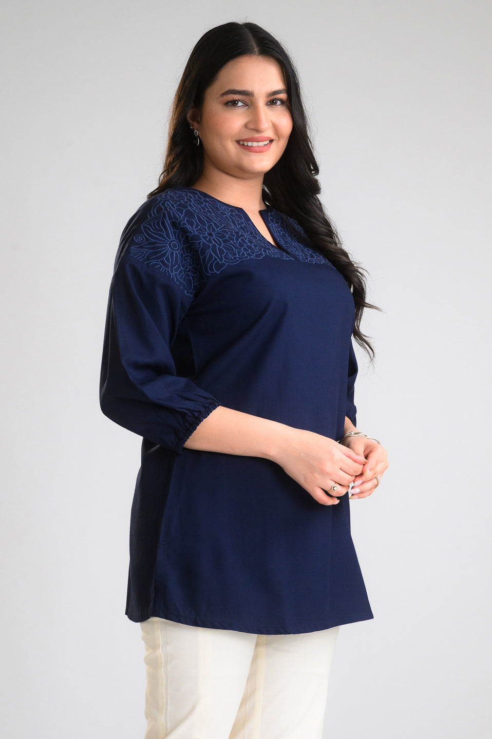 Noir Elegance Short Top - Etiquette Apparel