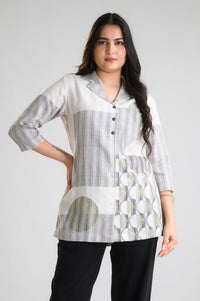 Graphic Glow Edit Short Top - Etiquette Apparel