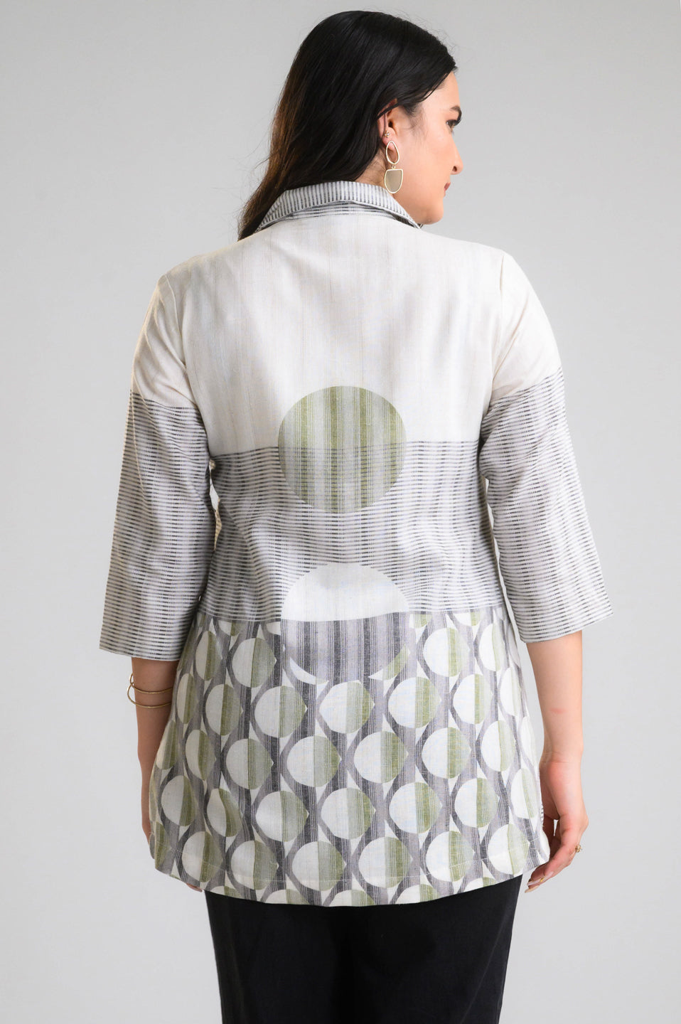 Graphic Glow Edit Short Top - Etiquette Apparel