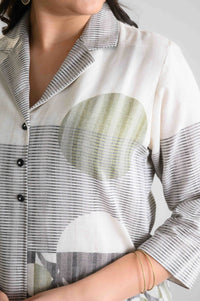 Graphic Glow Edit Short Top - Etiquette Apparel