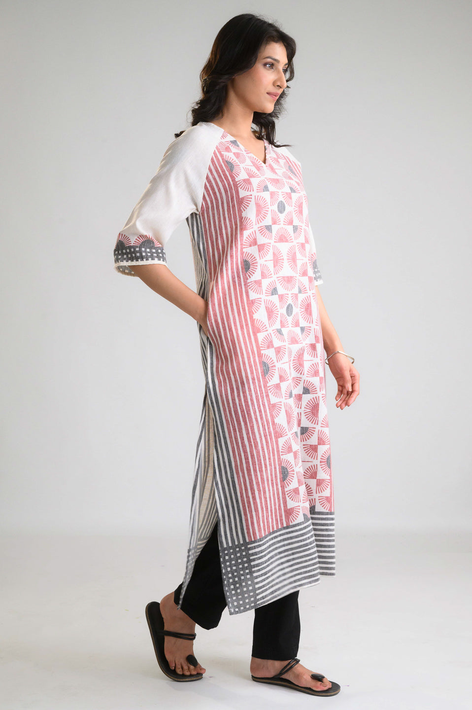 Product Carousel Image 4: Urban Raglan Kurta