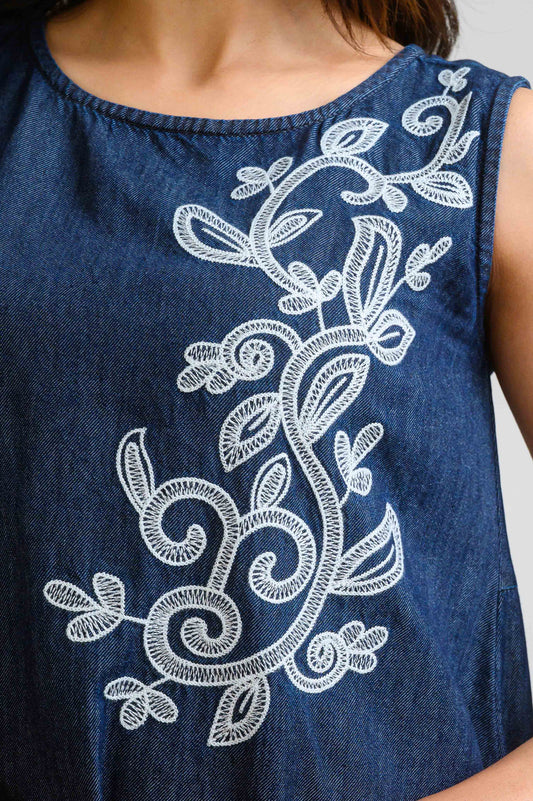 The Everyday Showstopper Sleeveless Dress - Etiquette Apparel
