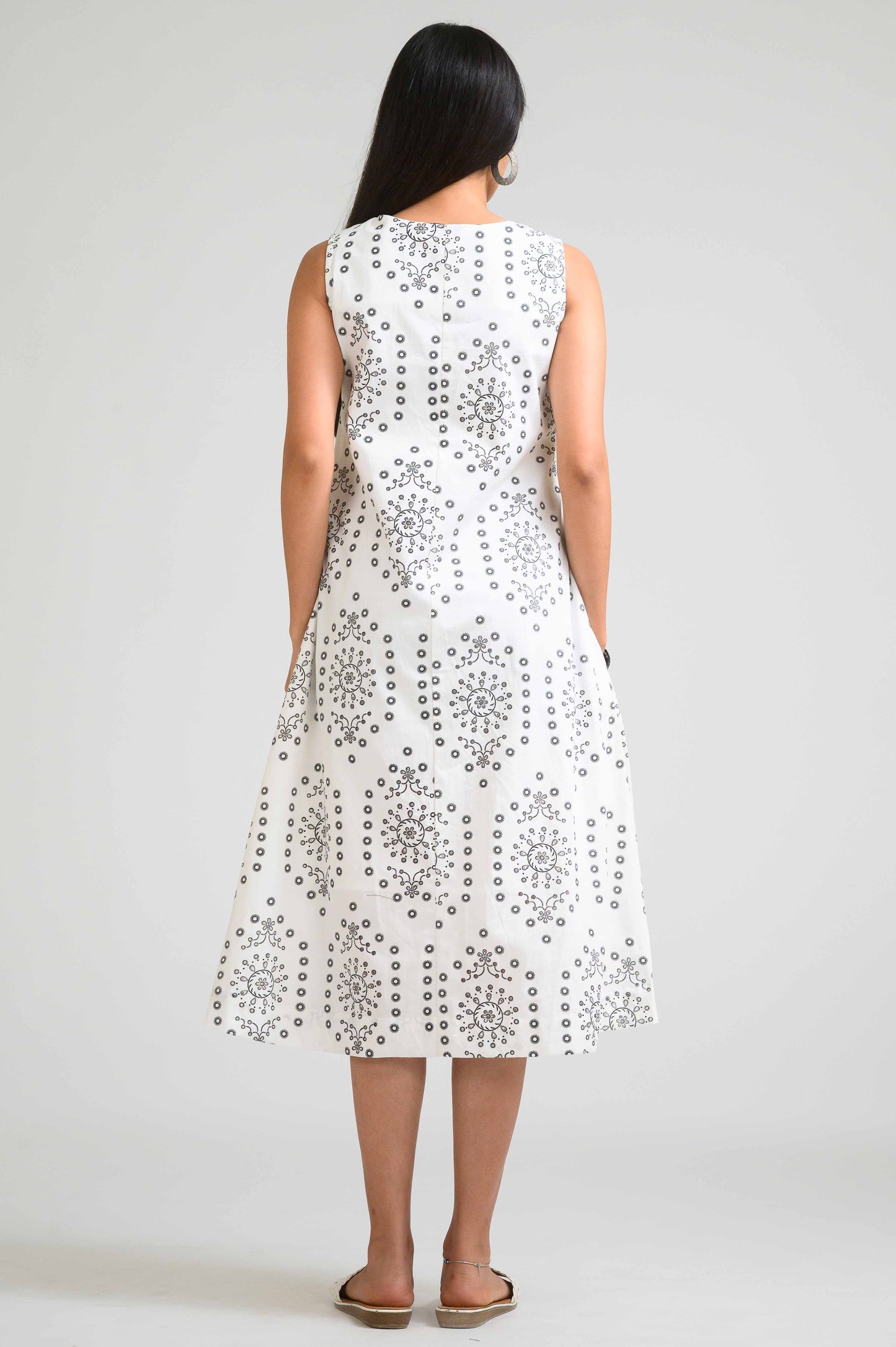 Modern Ethereal Sleeveless Dress - Etiquette Apparel