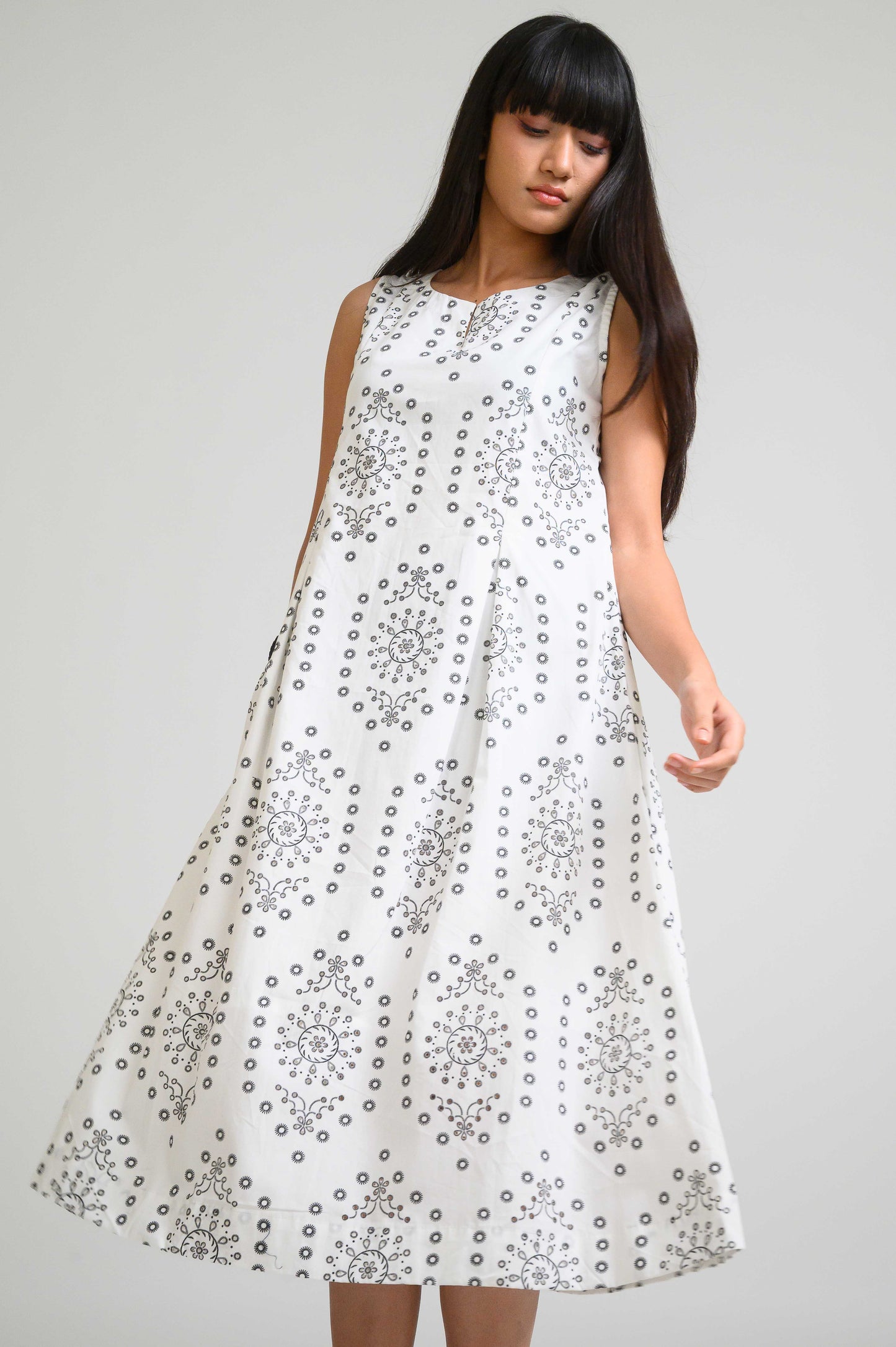 Modern Ethereal Sleeveless Dress - Etiquette Apparel