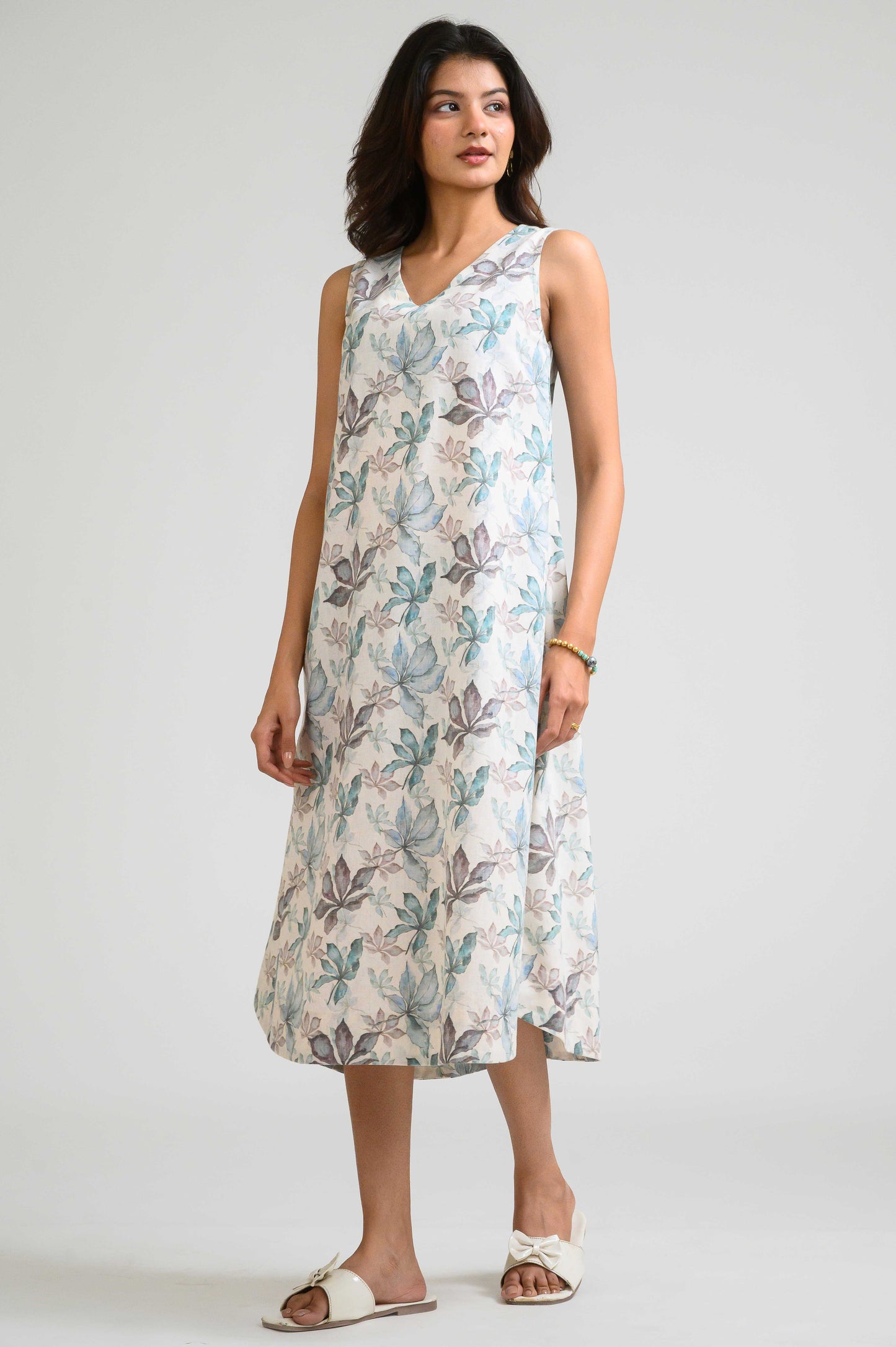 Autumn Whisper Sleeveless Dress - Etiquette Apparel