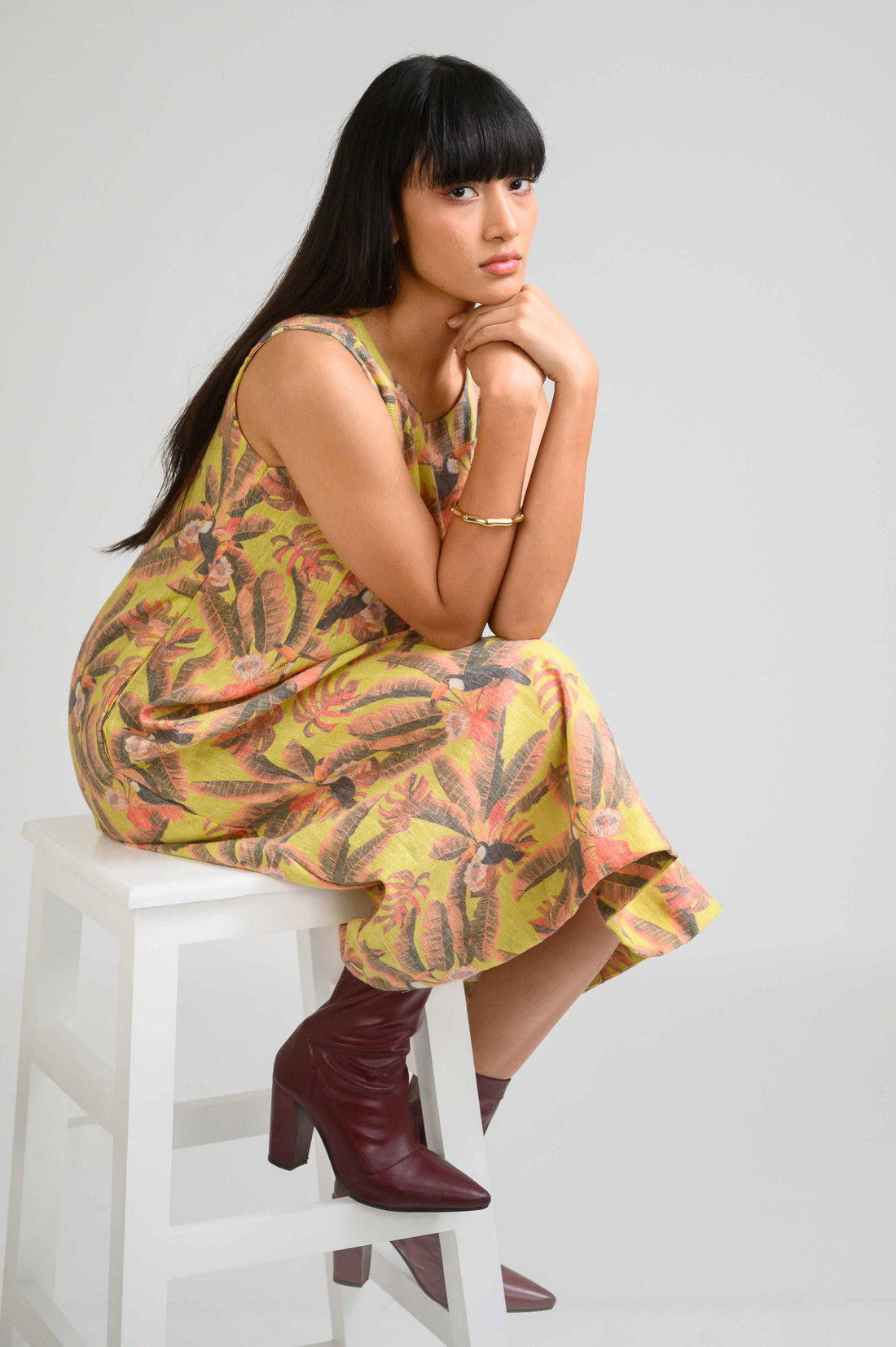 Into the Tropics Sleeveless Dress - Etiquette Apparel 