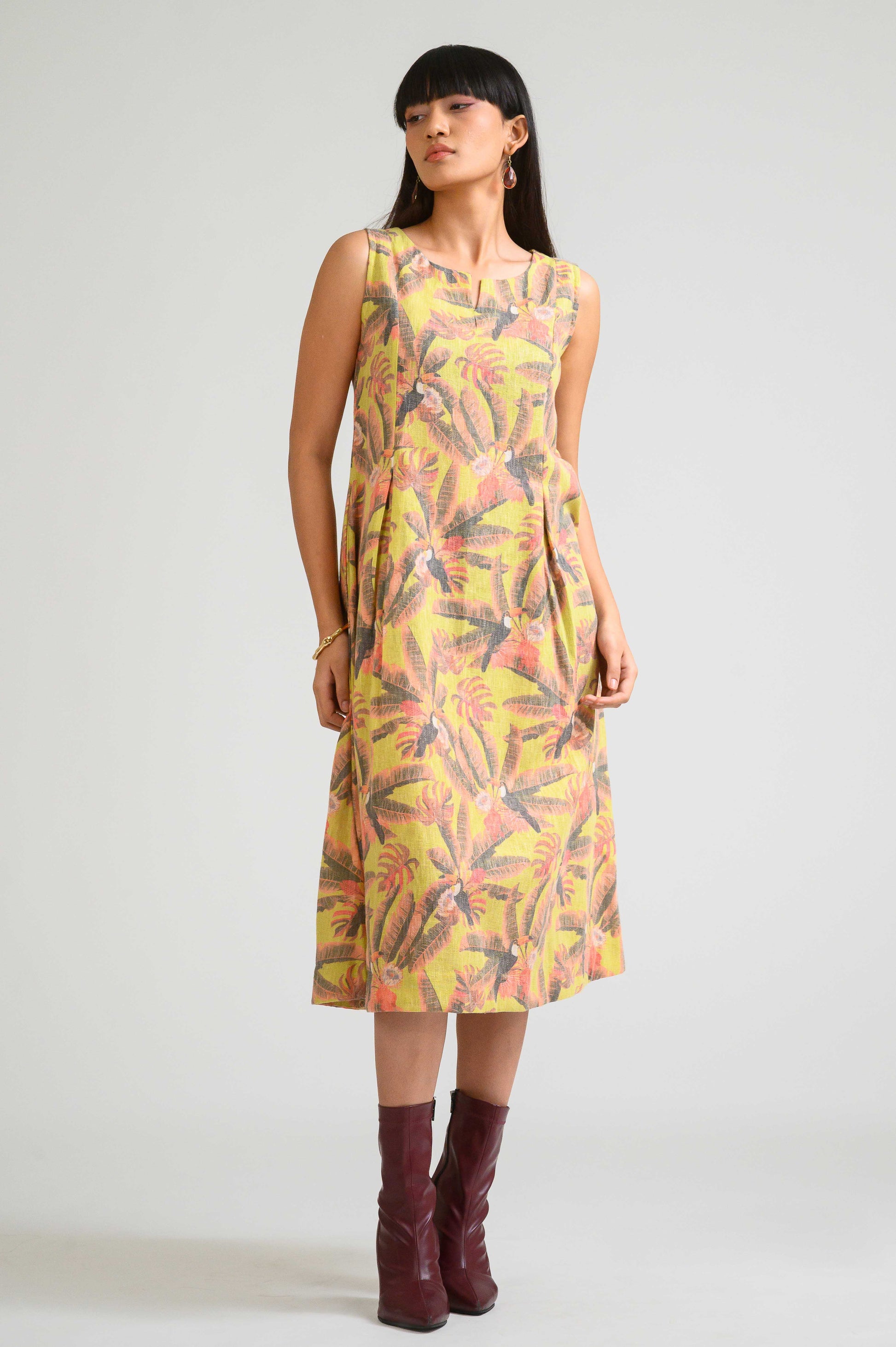 Product Carousel Image 4: Into the Tropics Sleeveless Dress