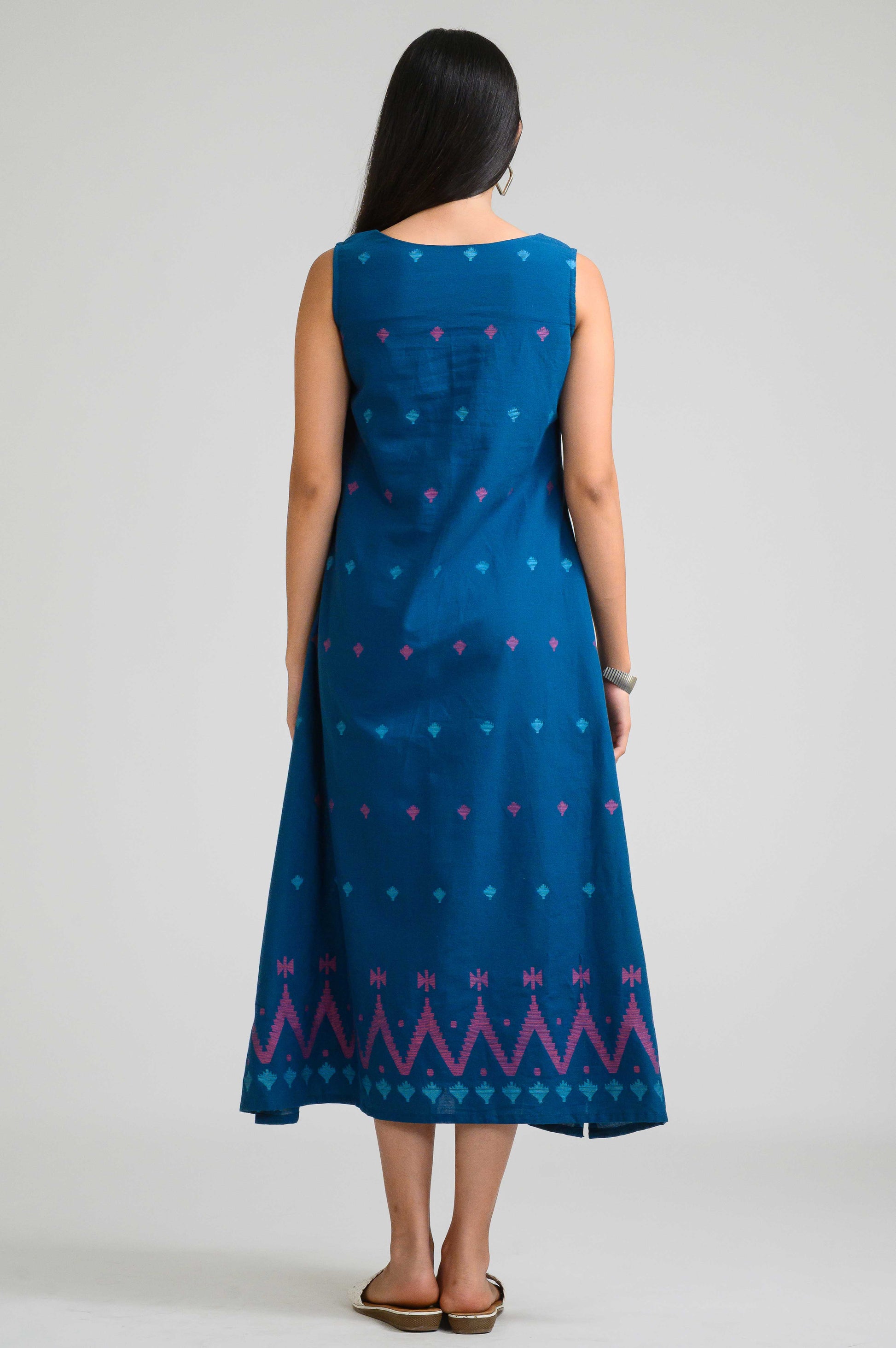 Product Carousel Image 10: Sleek in Jamdani Sleeveless Dress