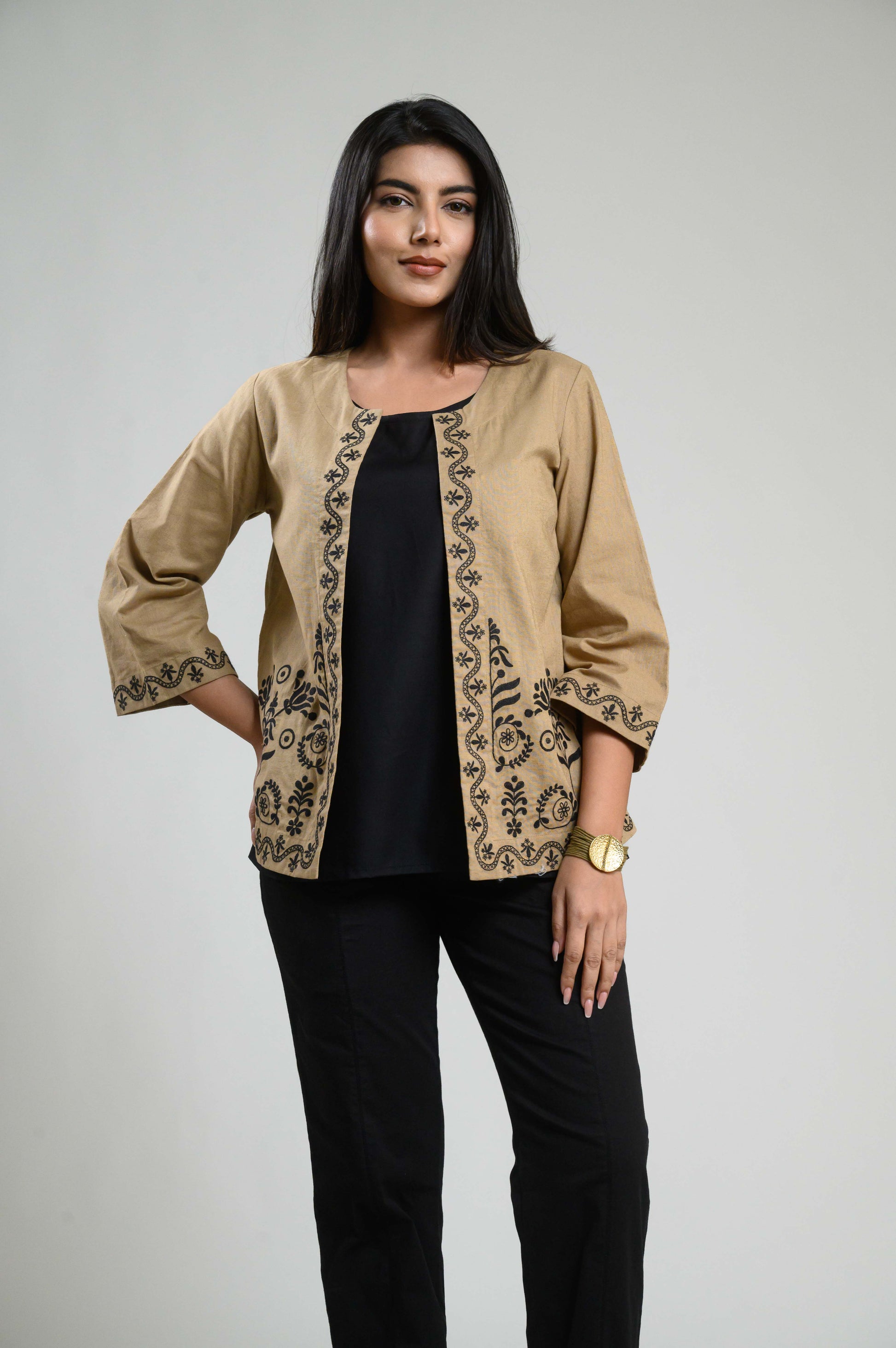 Product Carousel Image 3: Elegant Layer Perfect Vibe Overlay