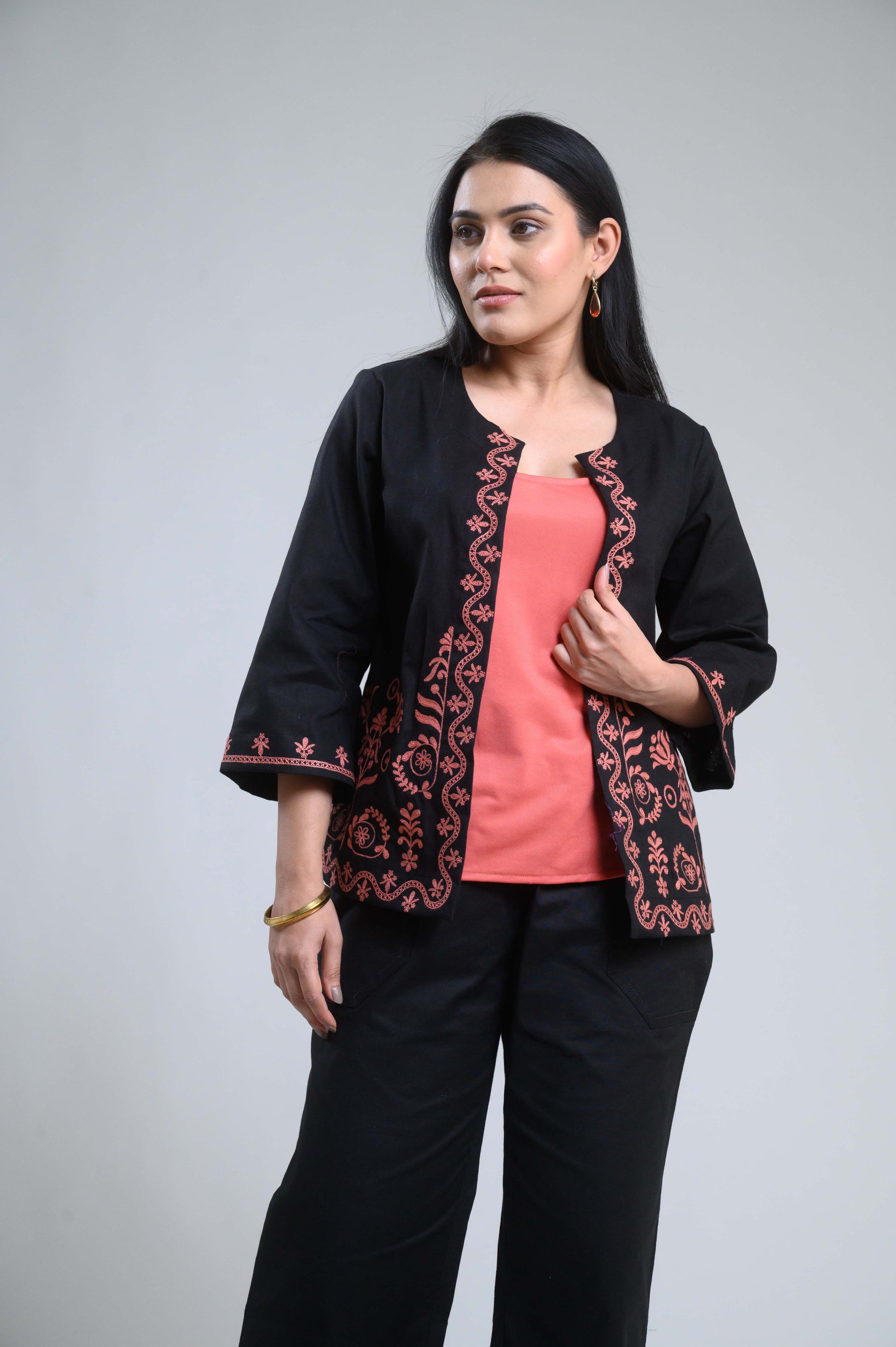 Product Carousel Image 6: Elegant Layer Perfect Vibe Overlay