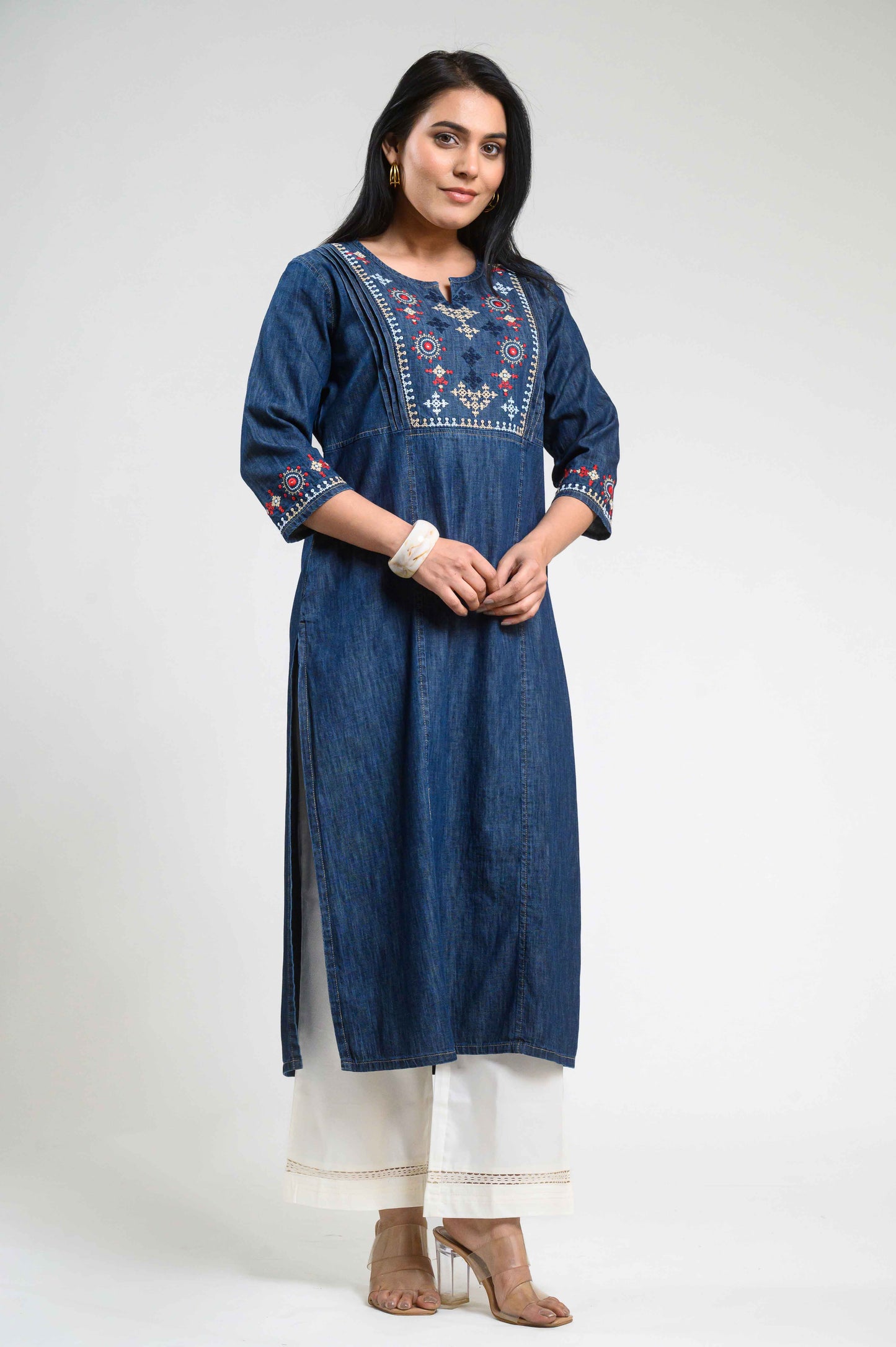 Sindhi Taka Embroidery Kurta - Etiquette Apparel