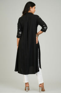 Crafted Calm Kurta - Etiquette Apparel