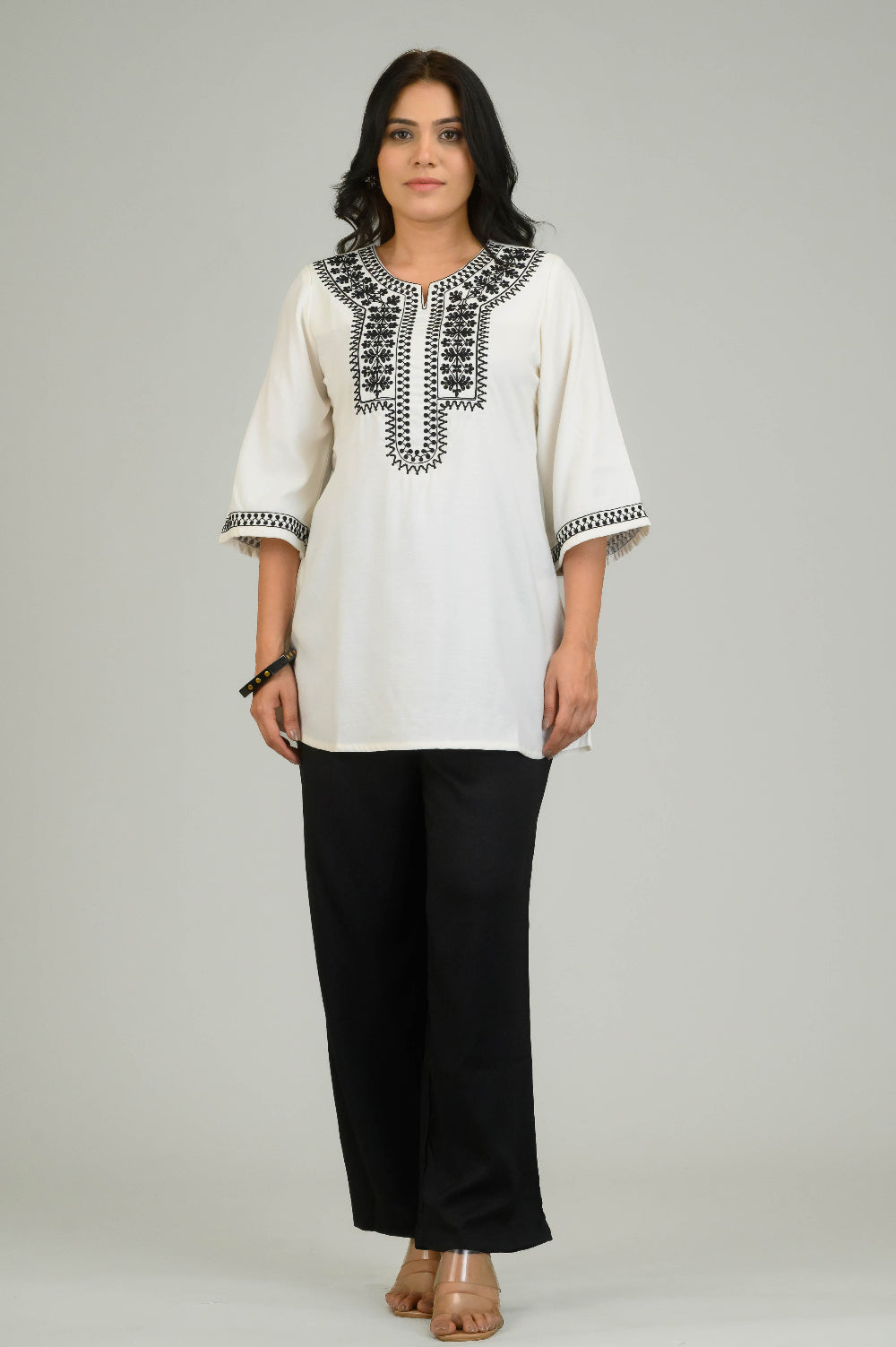 The Signature Contrast Top - Etiquette Apparel