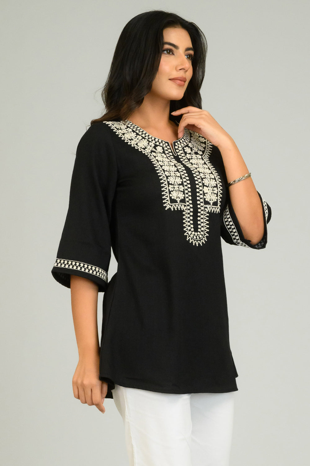 The Signature Contrast Top - Etiquette Apparel