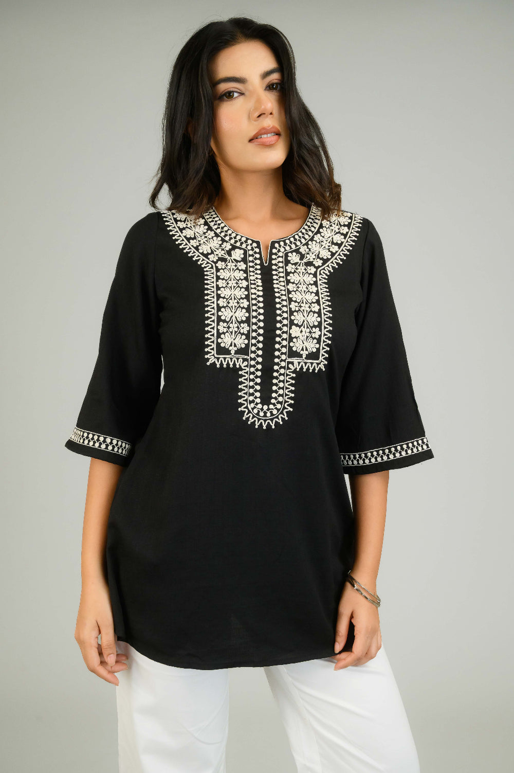 The Signature Contrast Top - Etiquette Apparel