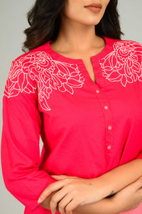 Sleek & Striking Top - Etiquette Apparel