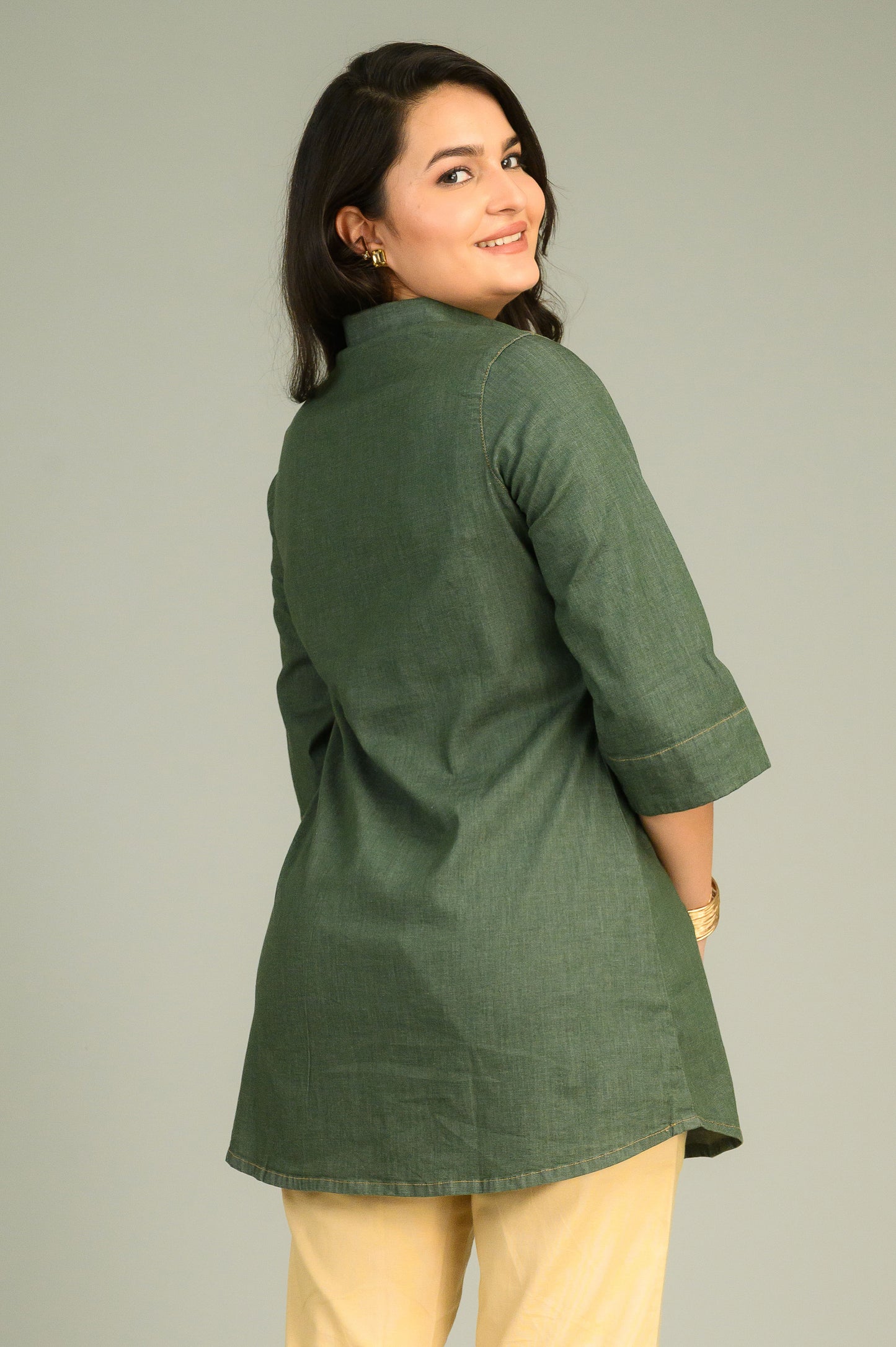 Winter Essential Alert Top - Etiquette Apparel